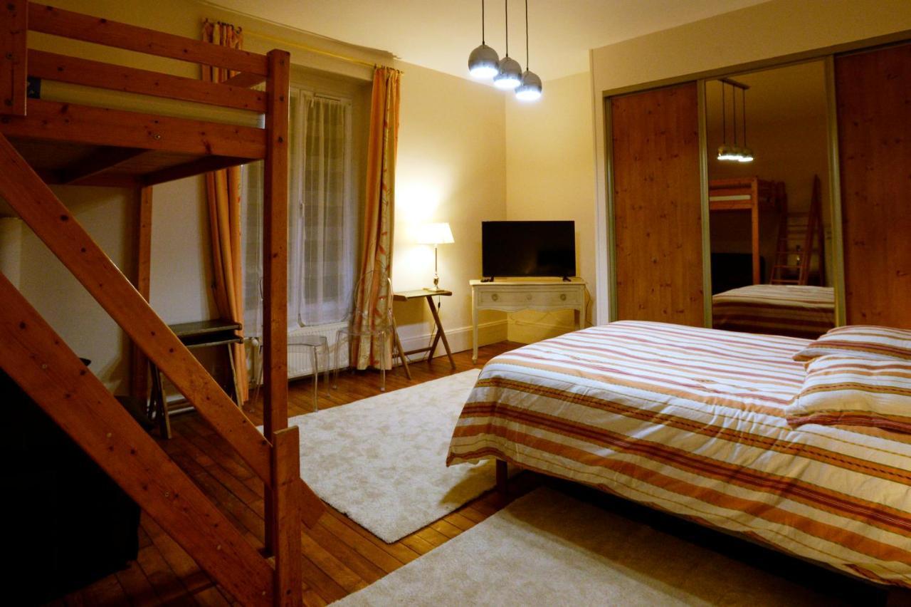 Bed and Breakfast Ferme d'Auxonnettes à Saint-Fargeau-Ponthierry Extérieur photo
