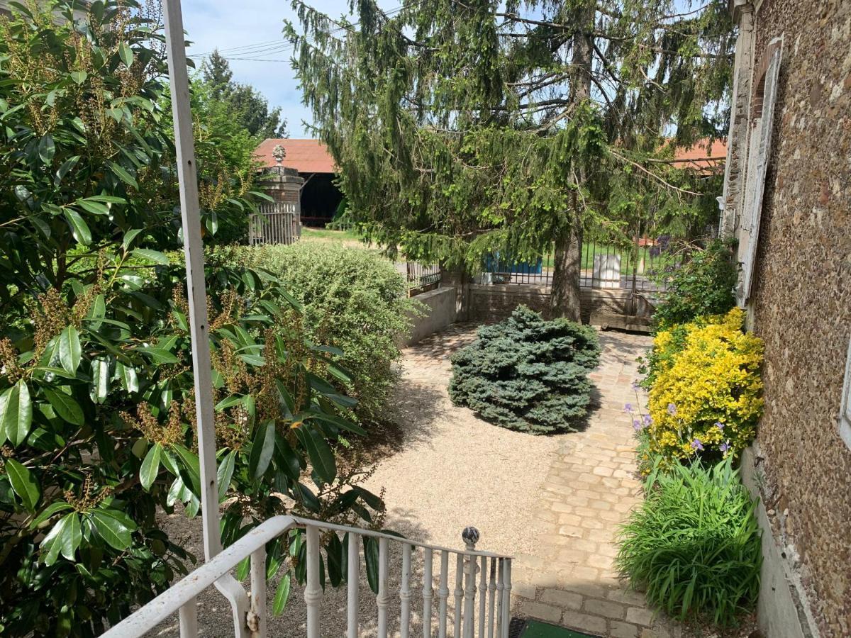 Bed and Breakfast Ferme d'Auxonnettes à Saint-Fargeau-Ponthierry Extérieur photo