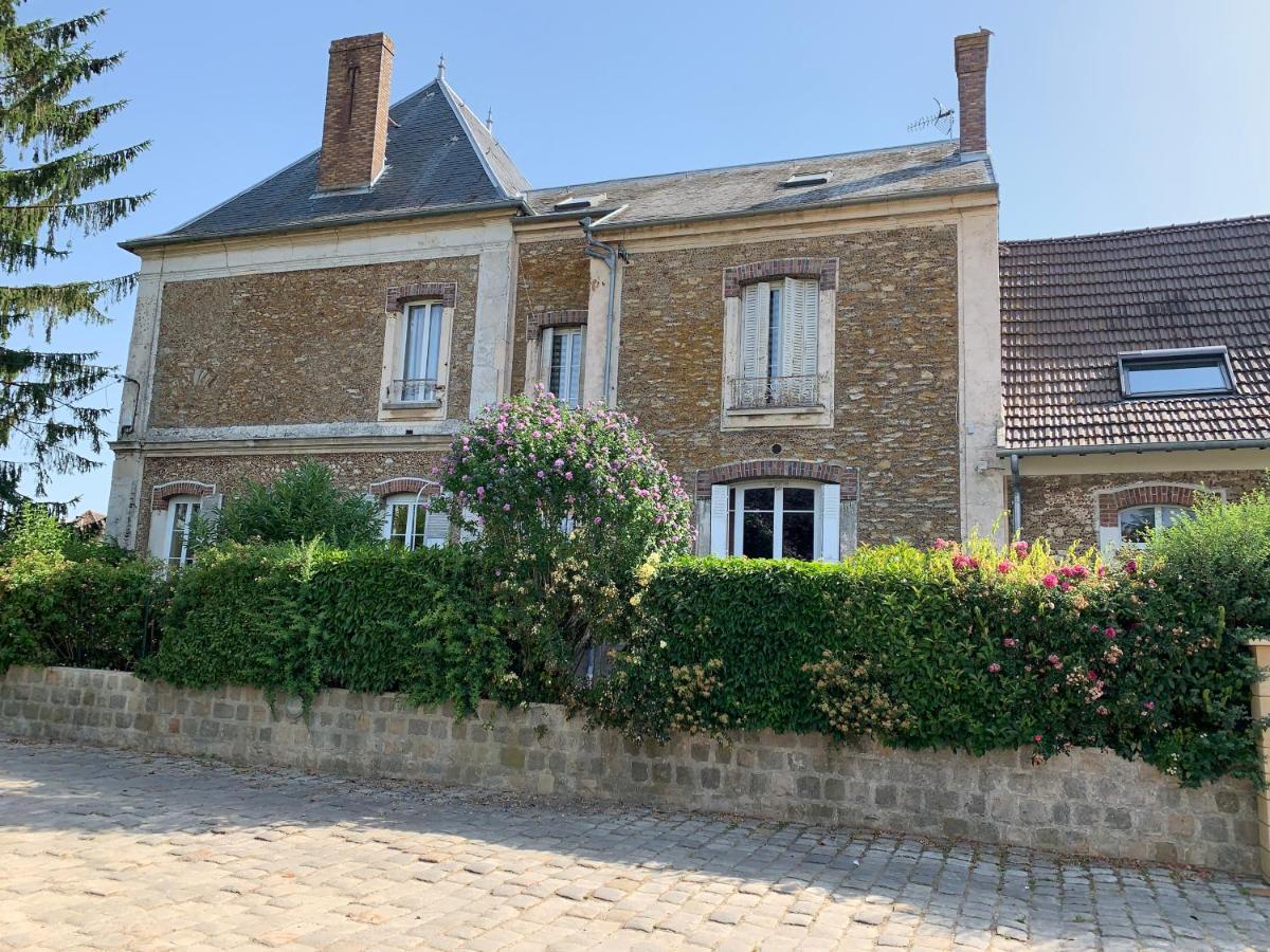 Bed and Breakfast Ferme d'Auxonnettes à Saint-Fargeau-Ponthierry Extérieur photo