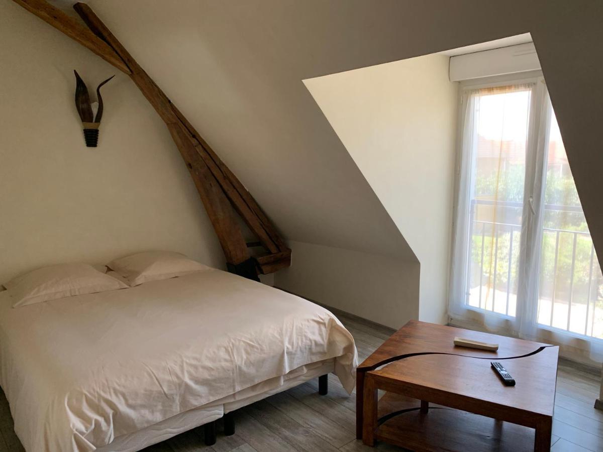 Bed and Breakfast Ferme d'Auxonnettes à Saint-Fargeau-Ponthierry Extérieur photo